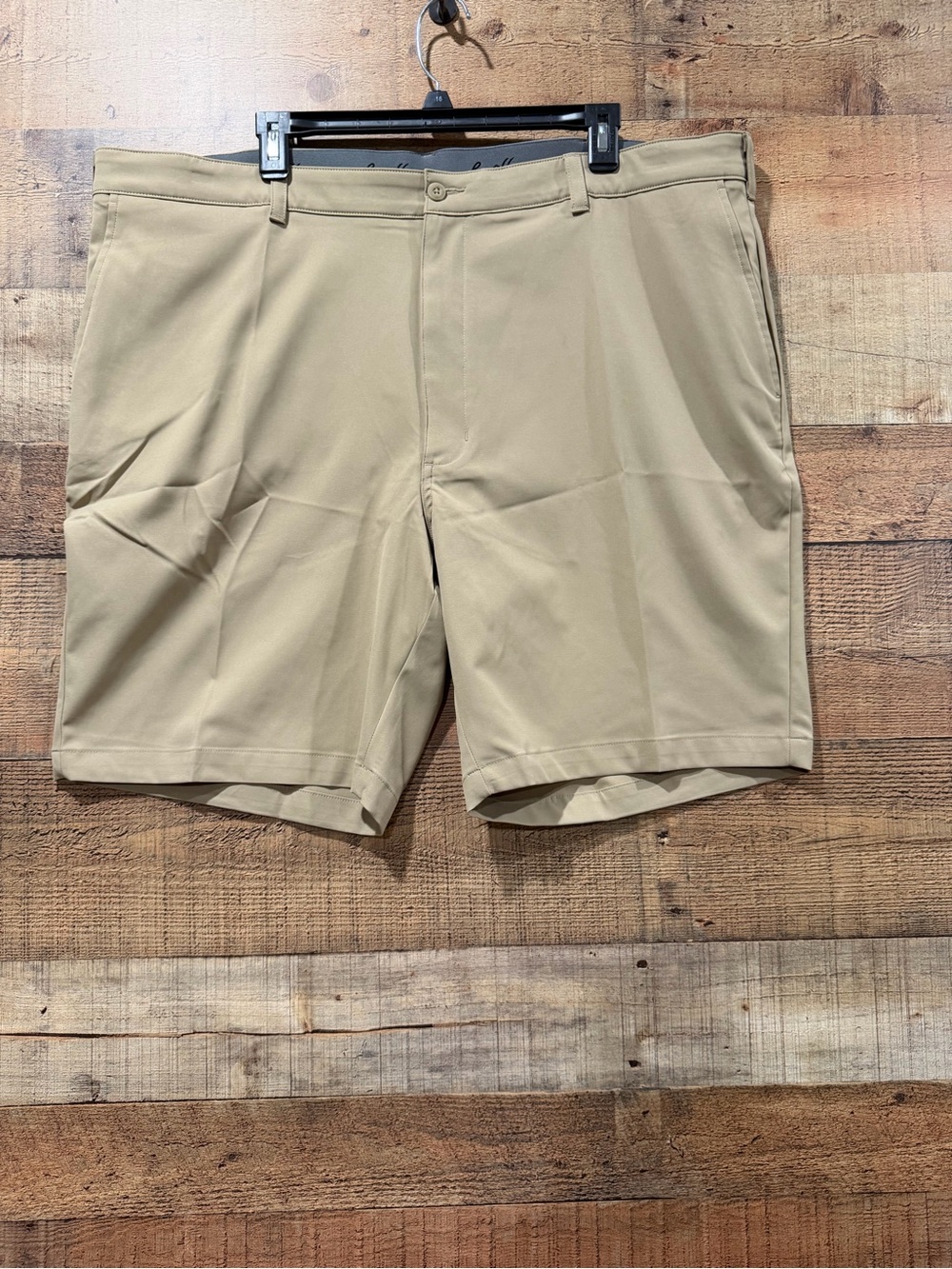New Without Tags Ben Hogan Men's Flat-Front 9” Khaki Golf Shorts Size 44